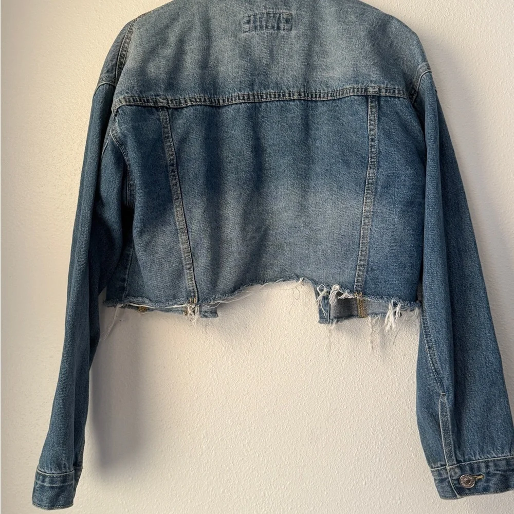 Y2K Forever 21 Women L Jacket LightWash Denim Embroidered Balloon Dog Crop - Picture 5 of 9